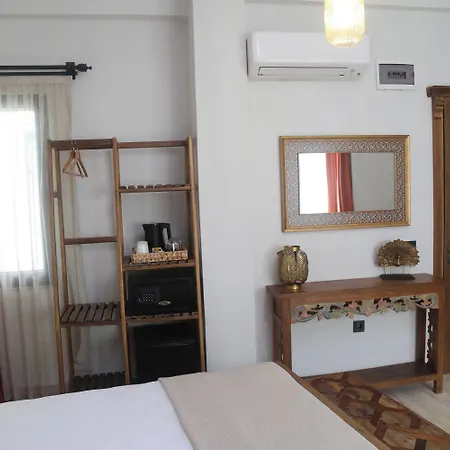 Samadhi Hotel *