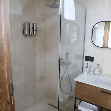 Hotel Samadhi